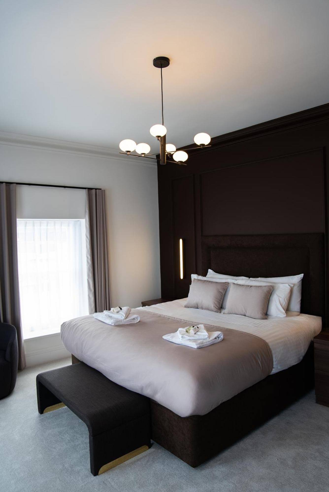 חלנדודנו The Cae Mor Hotel מראה חיצוני תמונה